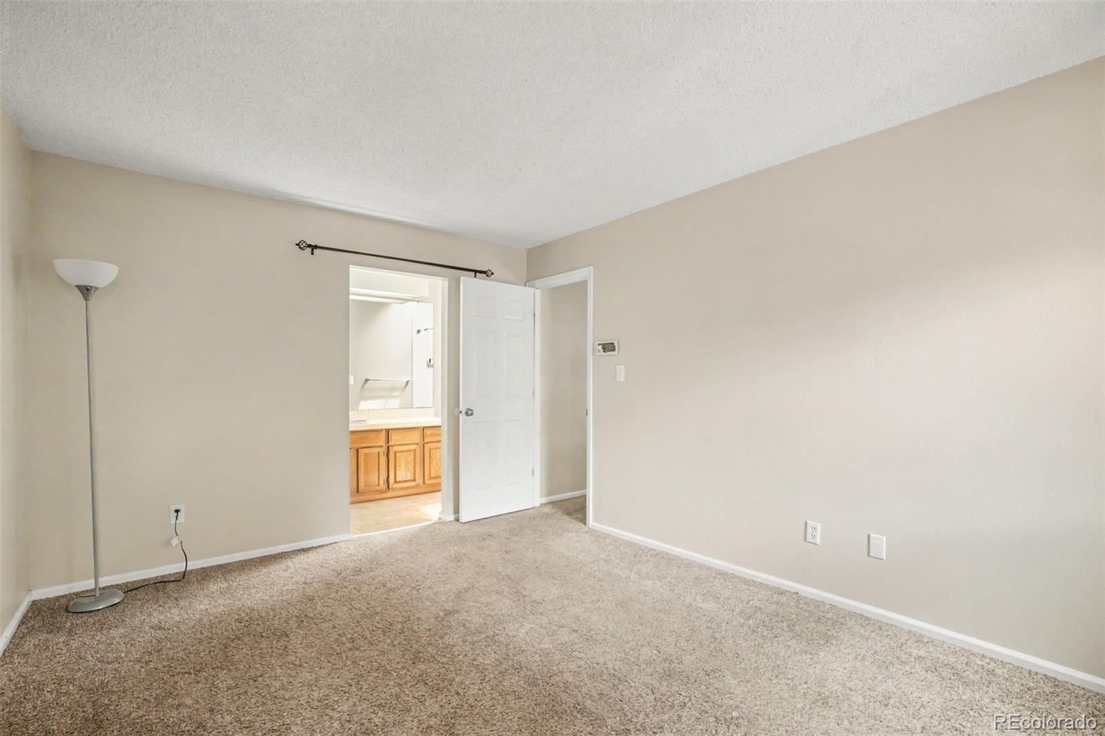 MLS Image #18 for 2685 s dayton way,denver, Colorado