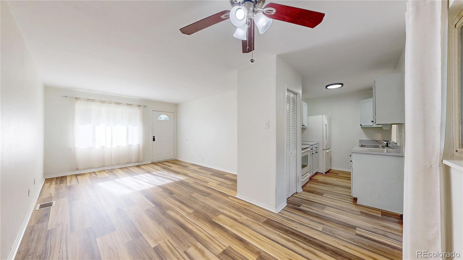 MLS Image #11 for 3215 s forest street,denver, Colorado