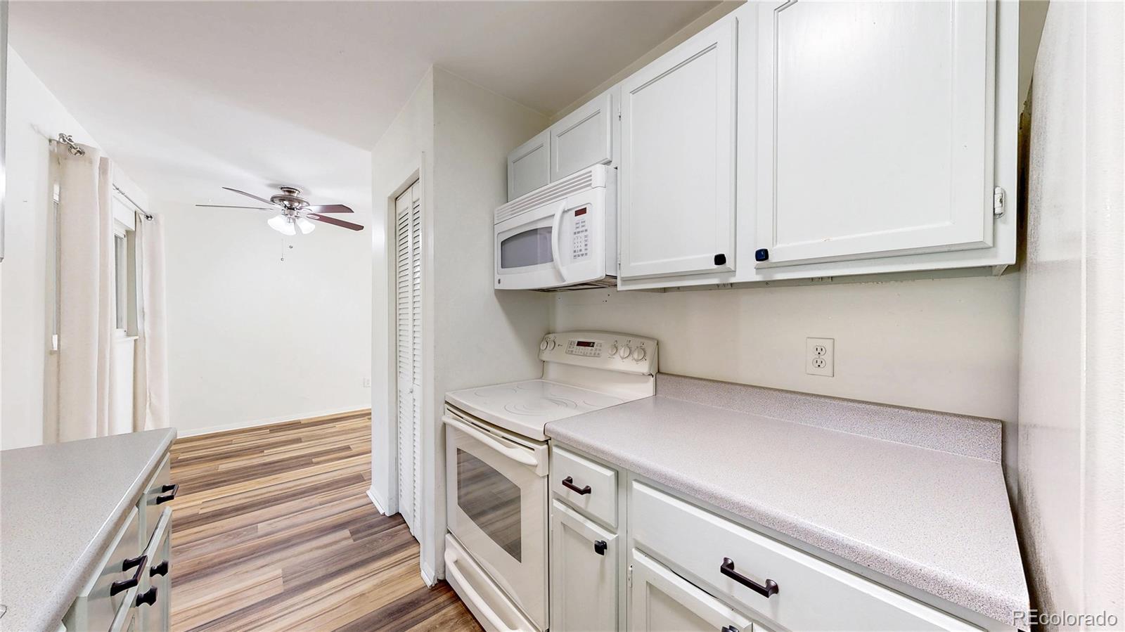 MLS Image #18 for 3215 s forest street,denver, Colorado