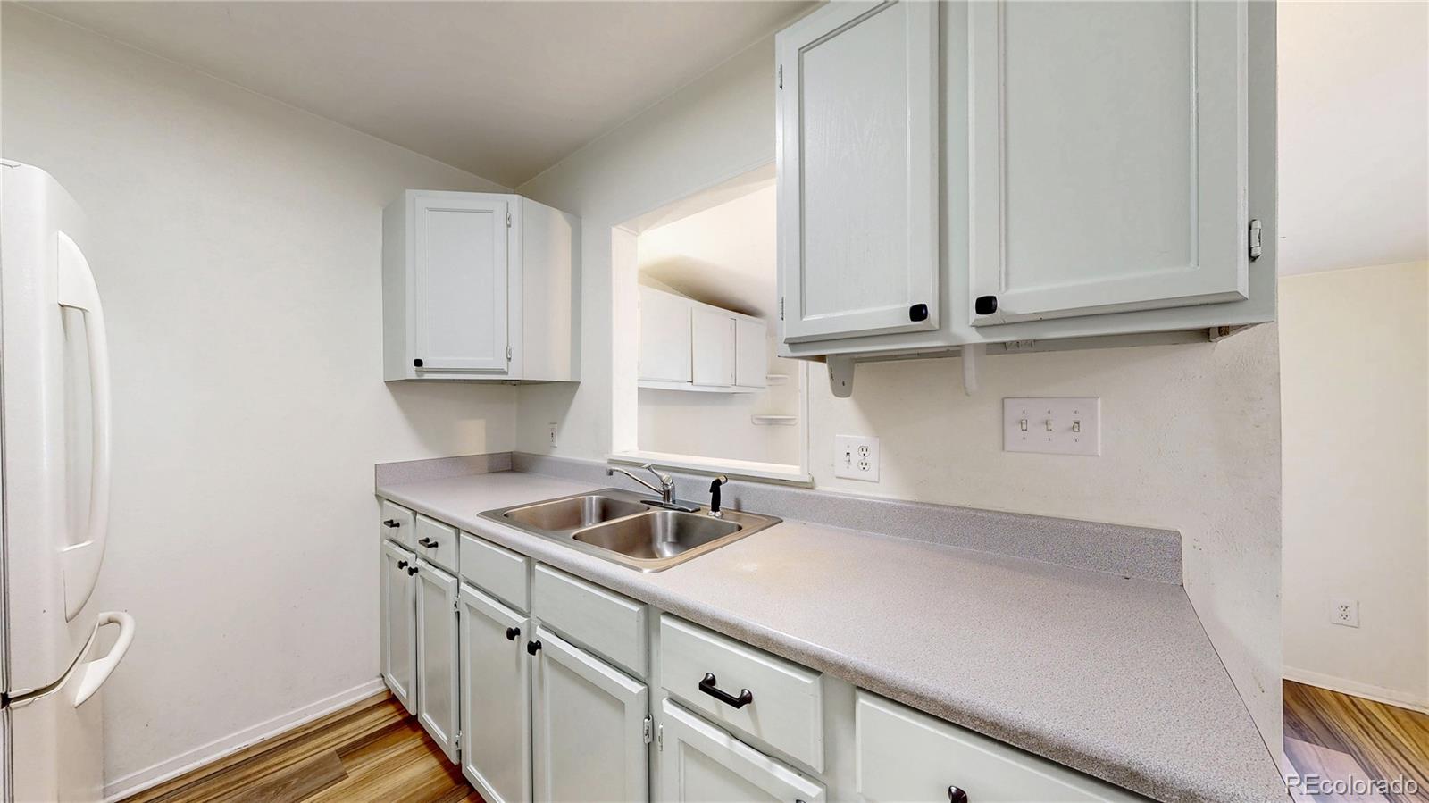 MLS Image #21 for 3215 s forest street,denver, Colorado