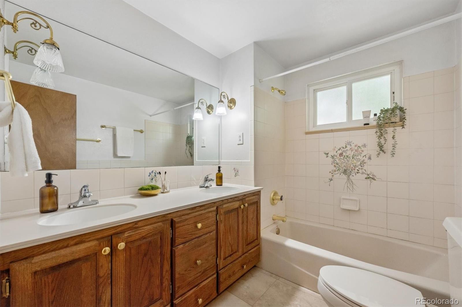 MLS Image #11 for 8447 w 24th avenue,lakewood, Colorado