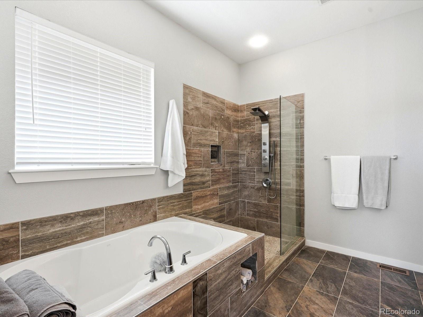 MLS Image #33 for 42038  oakwood street,elizabeth, Colorado