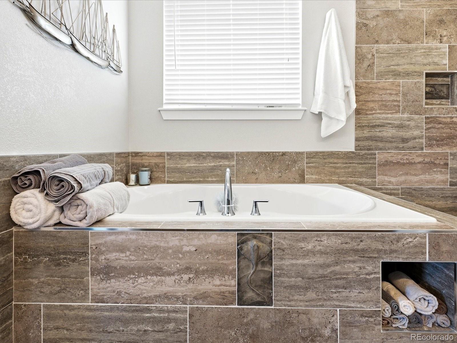 MLS Image #37 for 42038  oakwood street,elizabeth, Colorado