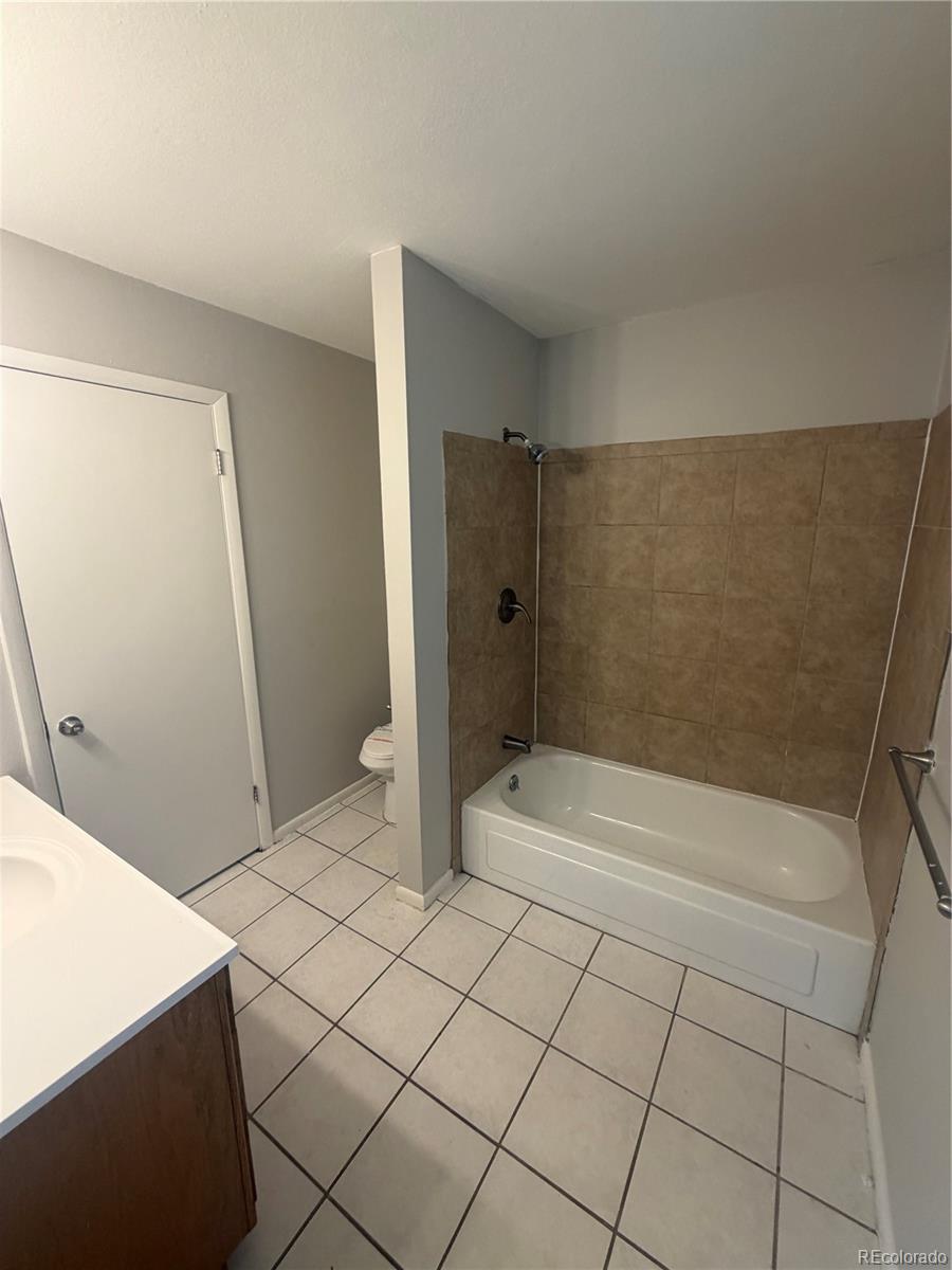 MLS Image #13 for 1006 s macon street,aurora, Colorado