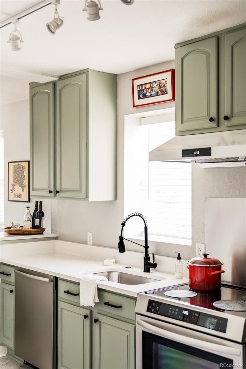 MLS Image #12 for 3428 n steele street,denver, Colorado
