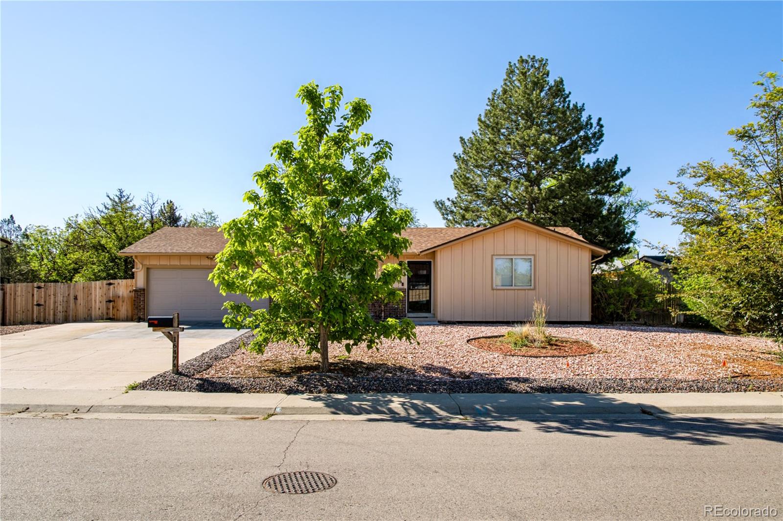 MLS Image #1 for 16474 e 7th avenue,aurora, Colorado