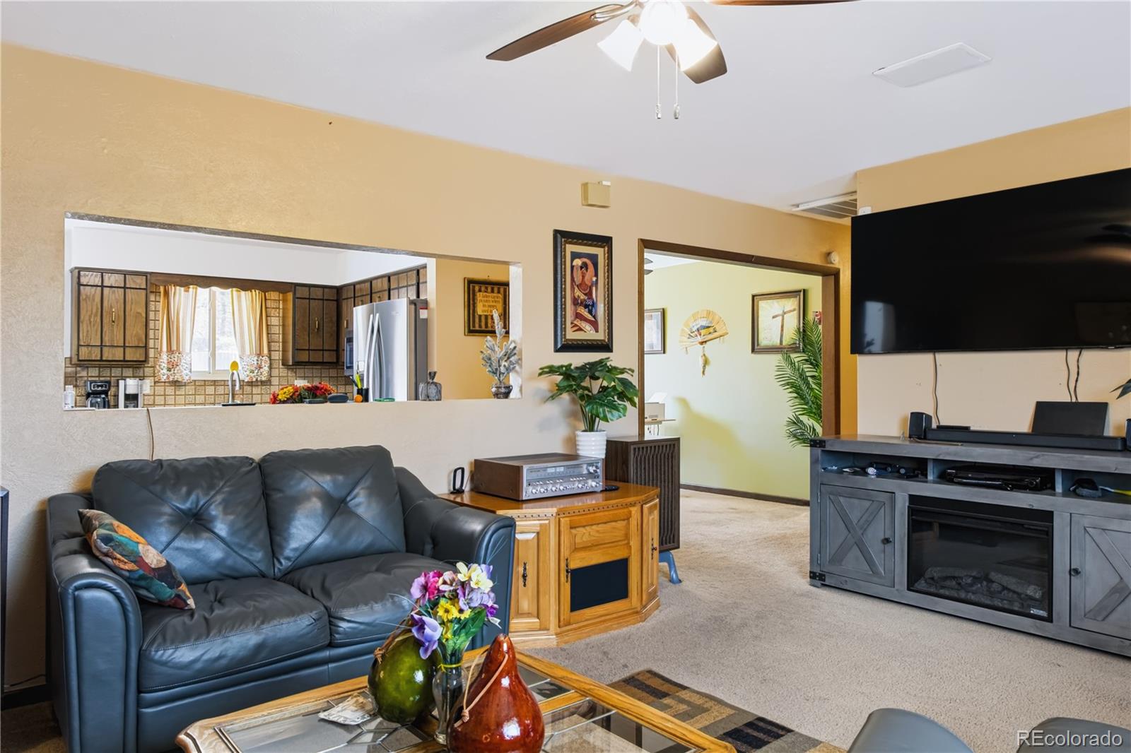 MLS Image #5 for 16474 e 7th avenue,aurora, Colorado