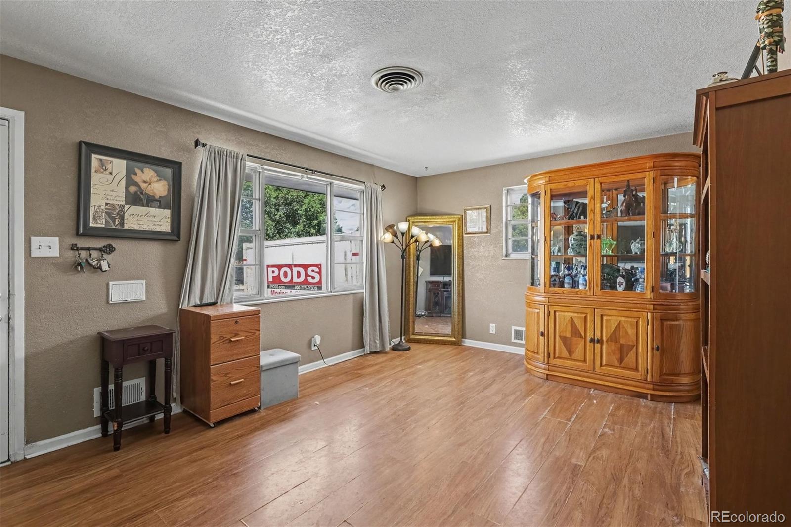 MLS Image #3 for 1680 e 112th place,denver, Colorado