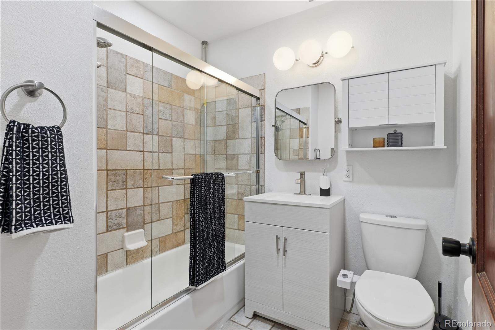 MLS Image #12 for 2440 n gaylord street,denver, Colorado
