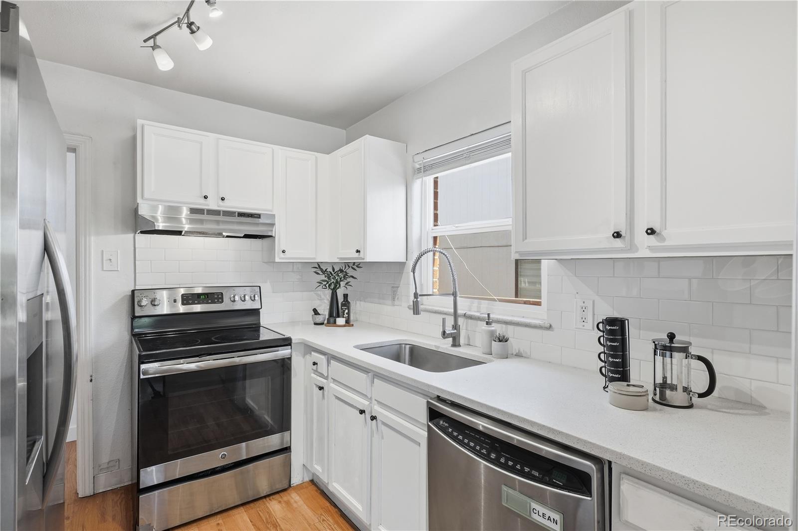 MLS Image #9 for 2440 n gaylord street,denver, Colorado
