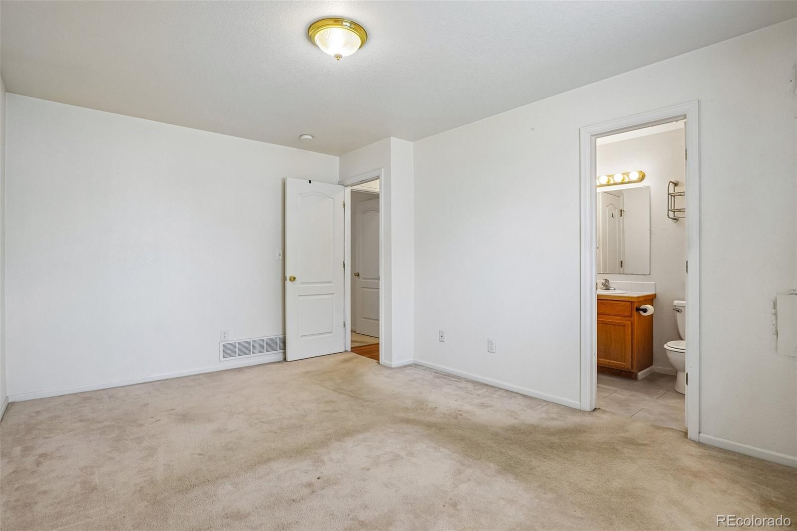 MLS Image #18 for 833 e 21st street,greeley, Colorado