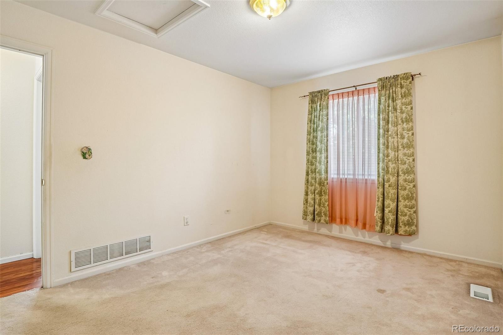 MLS Image #23 for 833 e 21st street,greeley, Colorado
