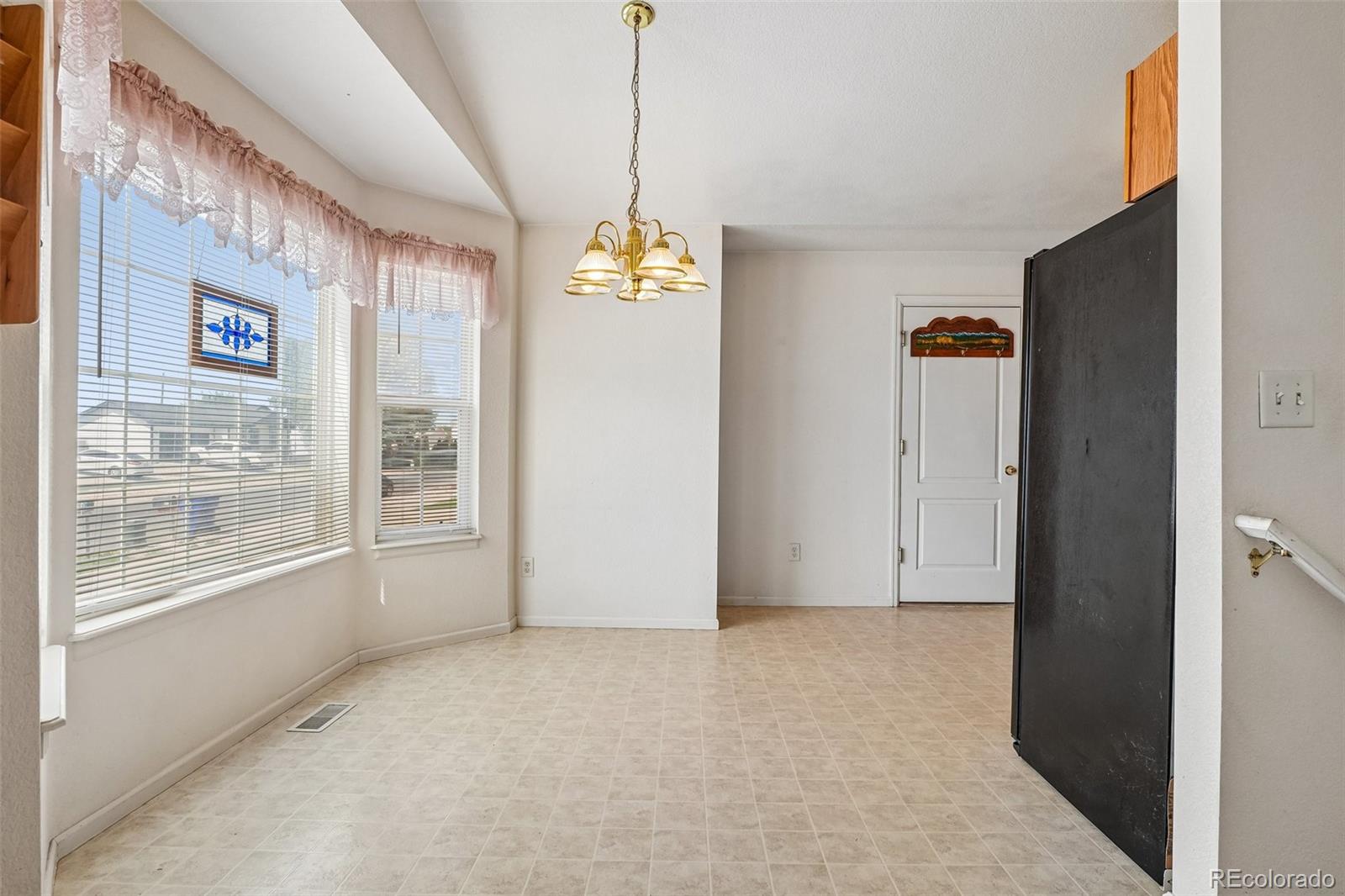 MLS Image #8 for 833 e 21st street,greeley, Colorado