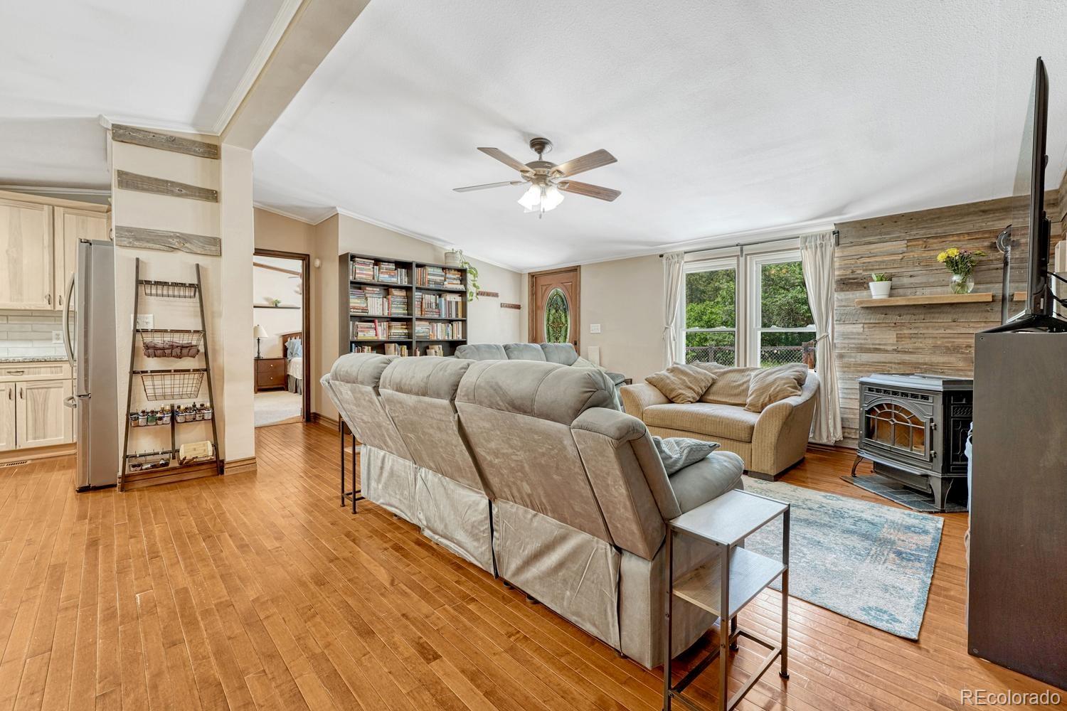 MLS Image #10 for 9306 s curtis road,larkspur, Colorado