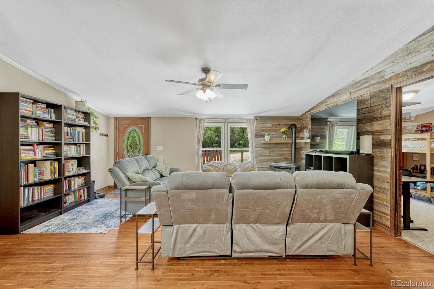 MLS Image #11 for 9306 s curtis road,larkspur, Colorado