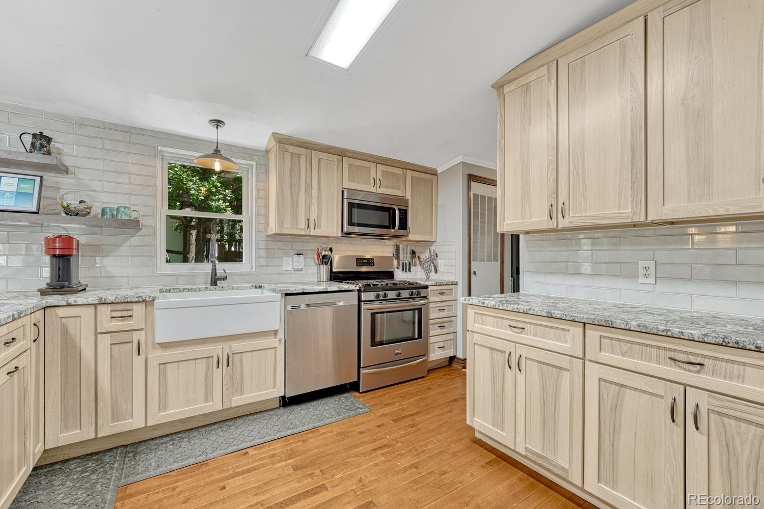 MLS Image #15 for 9306 s curtis road,larkspur, Colorado