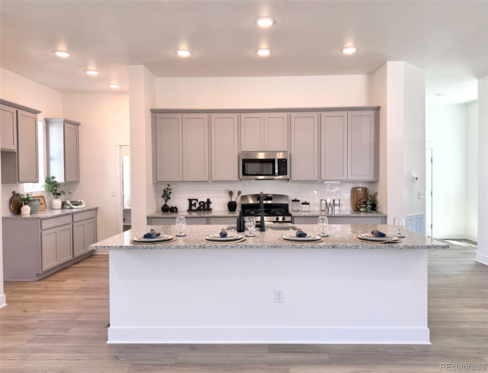 MLS Image #4 for 21048 e 63rd avenue,aurora, Colorado