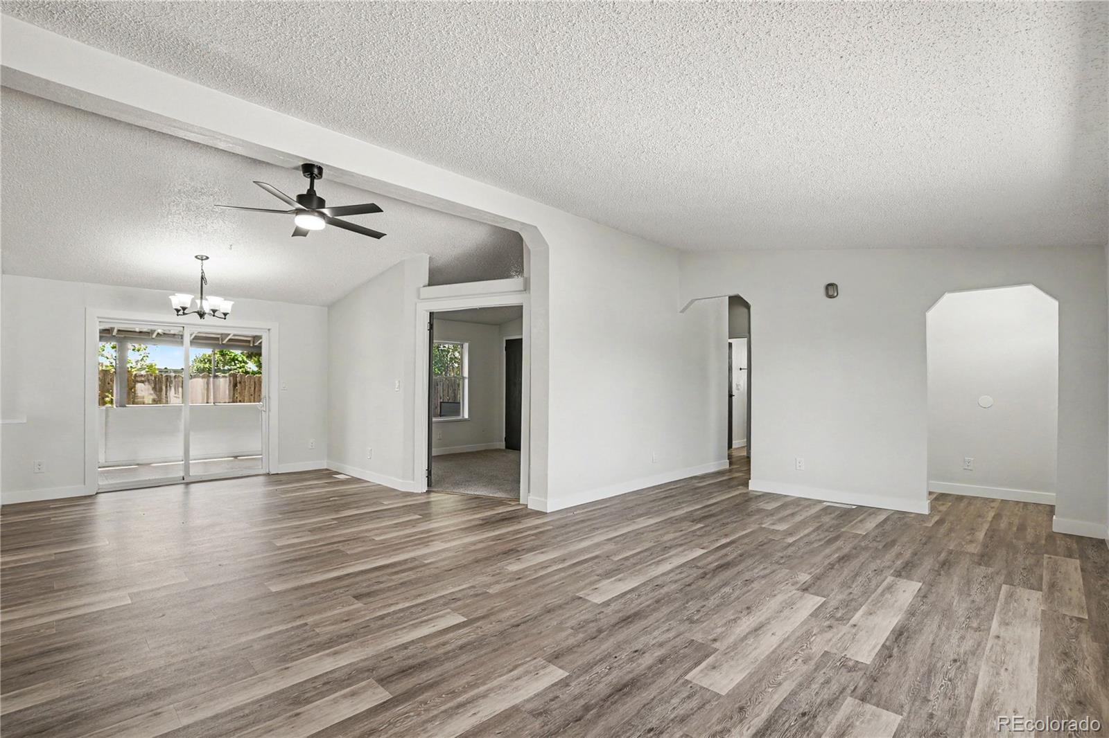 MLS Image #4 for 1108  glen dale court,dacono, Colorado