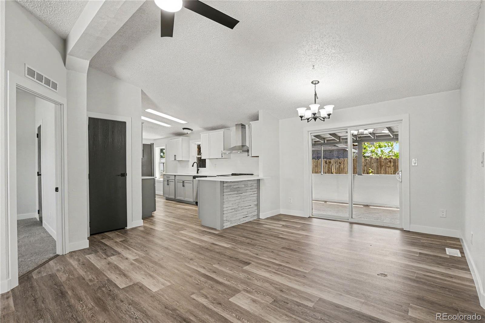 MLS Image #5 for 1108  glen dale court,dacono, Colorado