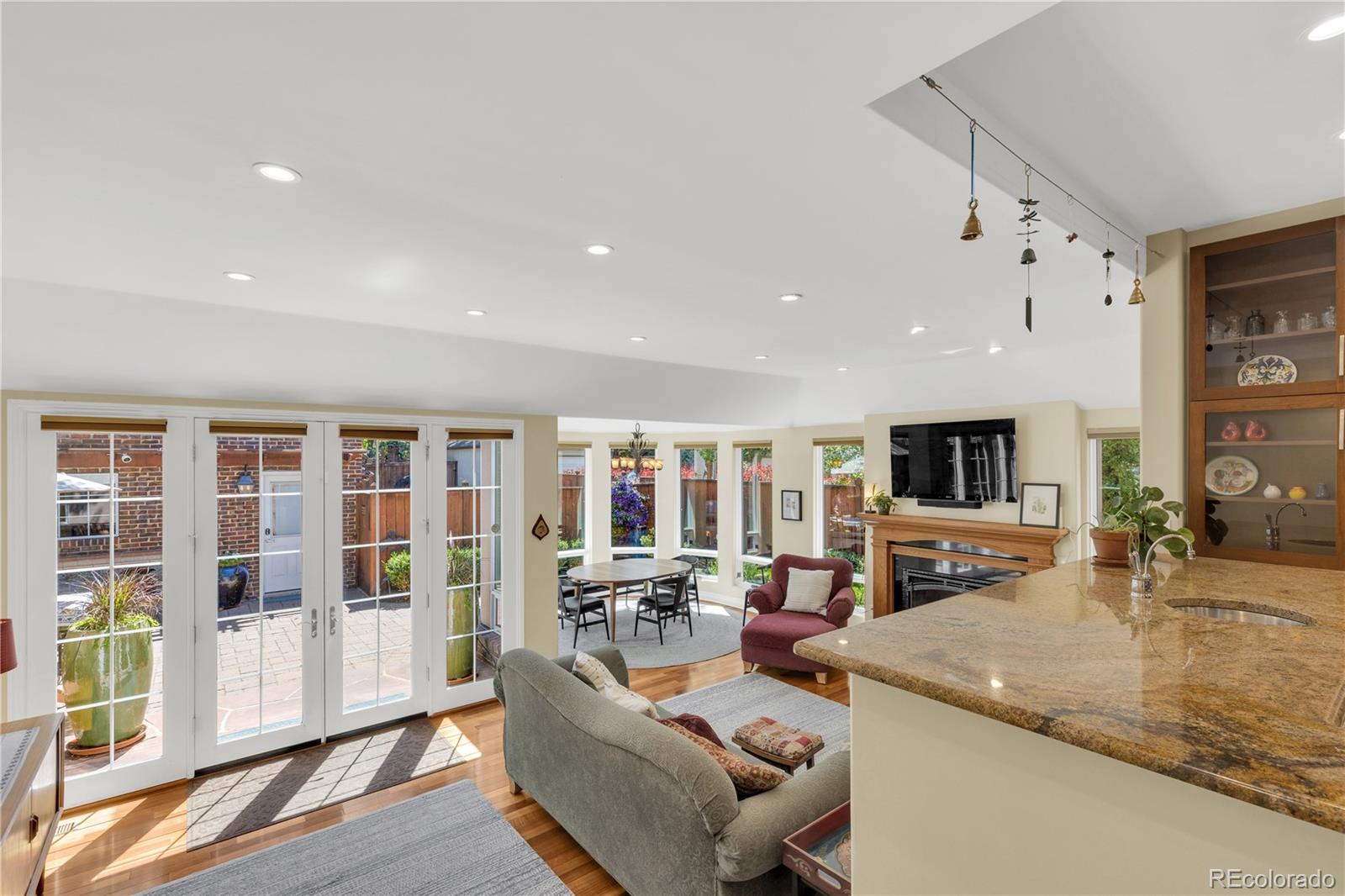 MLS Image #10 for 520  colorado boulevard,denver, Colorado