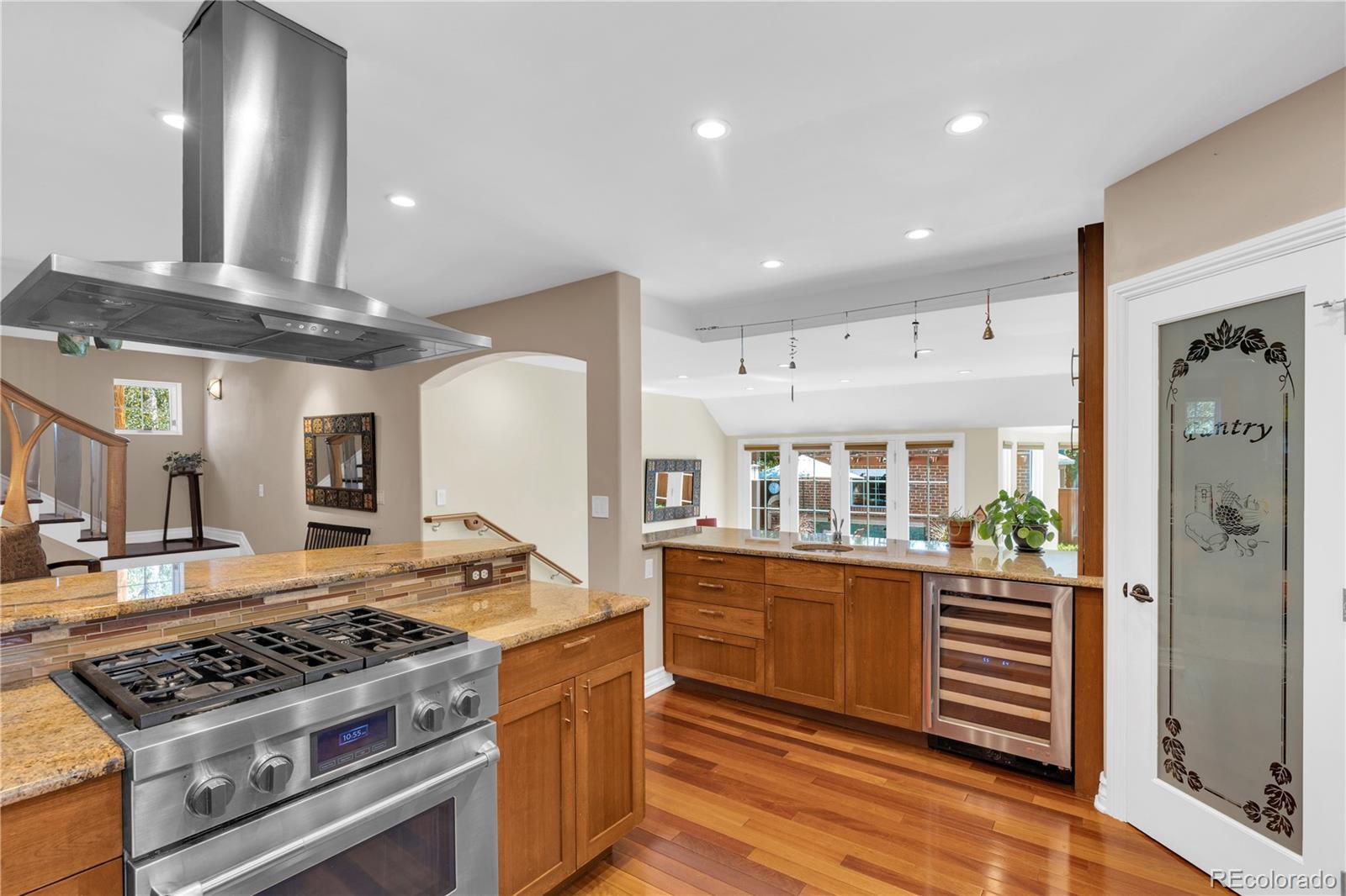 MLS Image #9 for 520  colorado boulevard,denver, Colorado