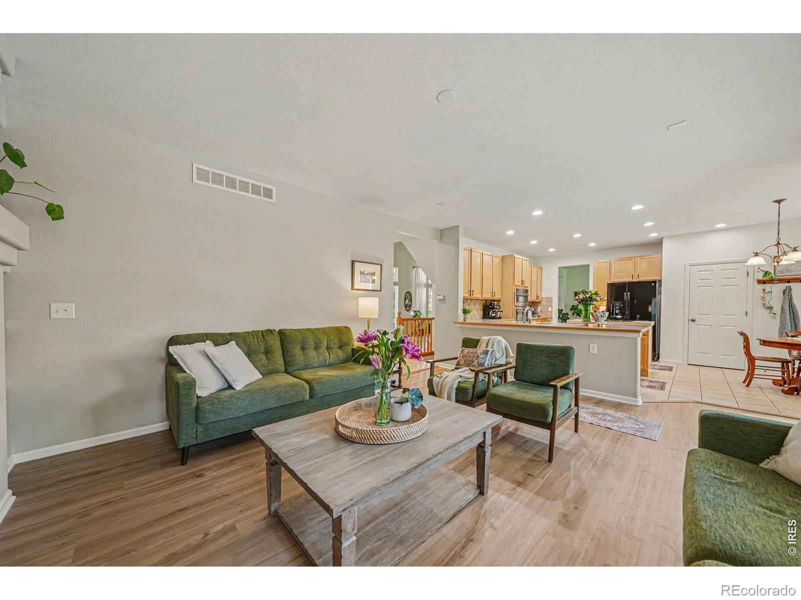 MLS Image #14 for 1345  forrestal drive,fort collins, Colorado