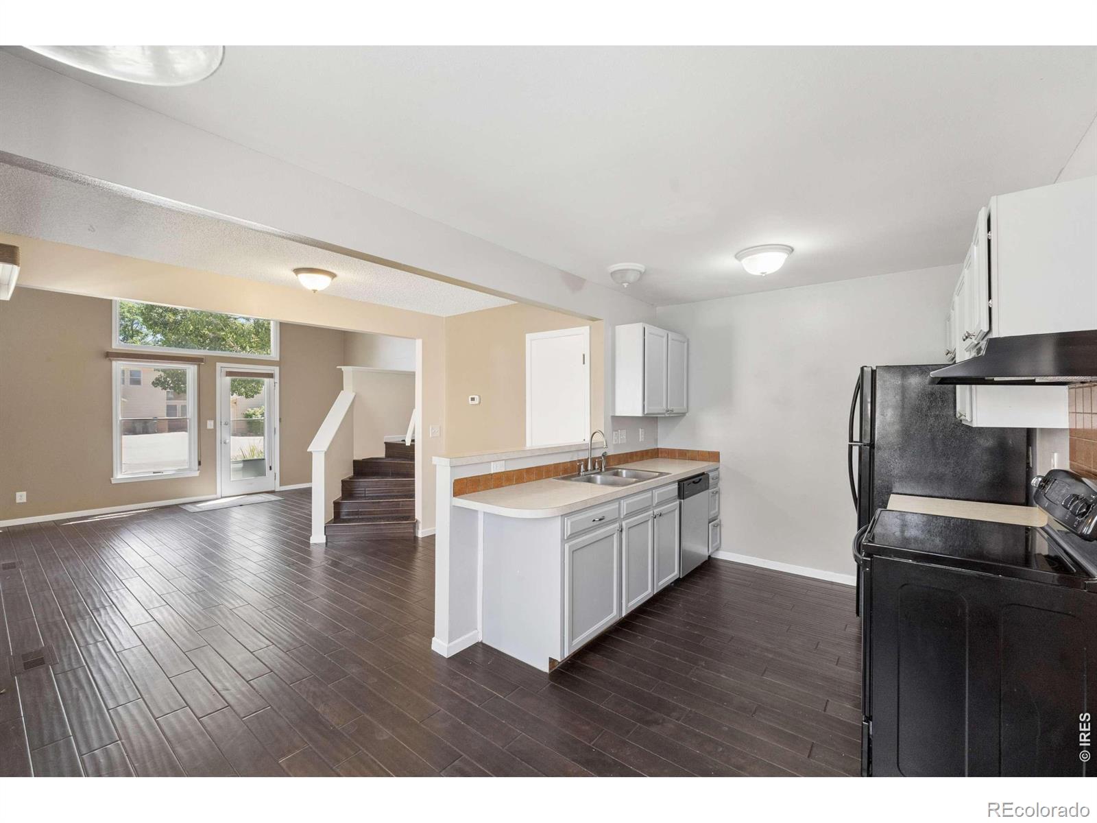 MLS Image #7 for 123 e 42nd street,loveland, Colorado