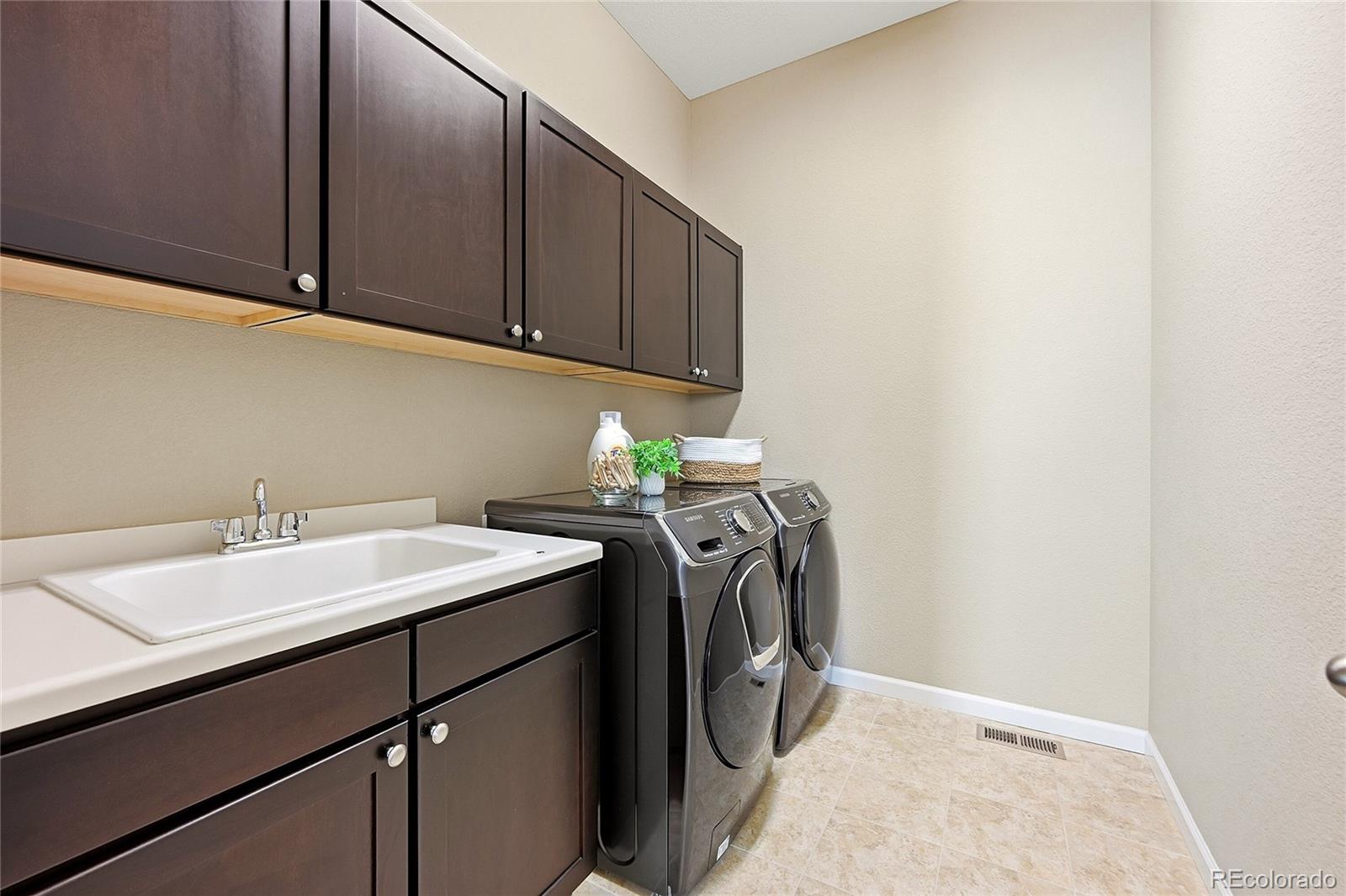 MLS Image #23 for 7170 s riverwood way,aurora, Colorado
