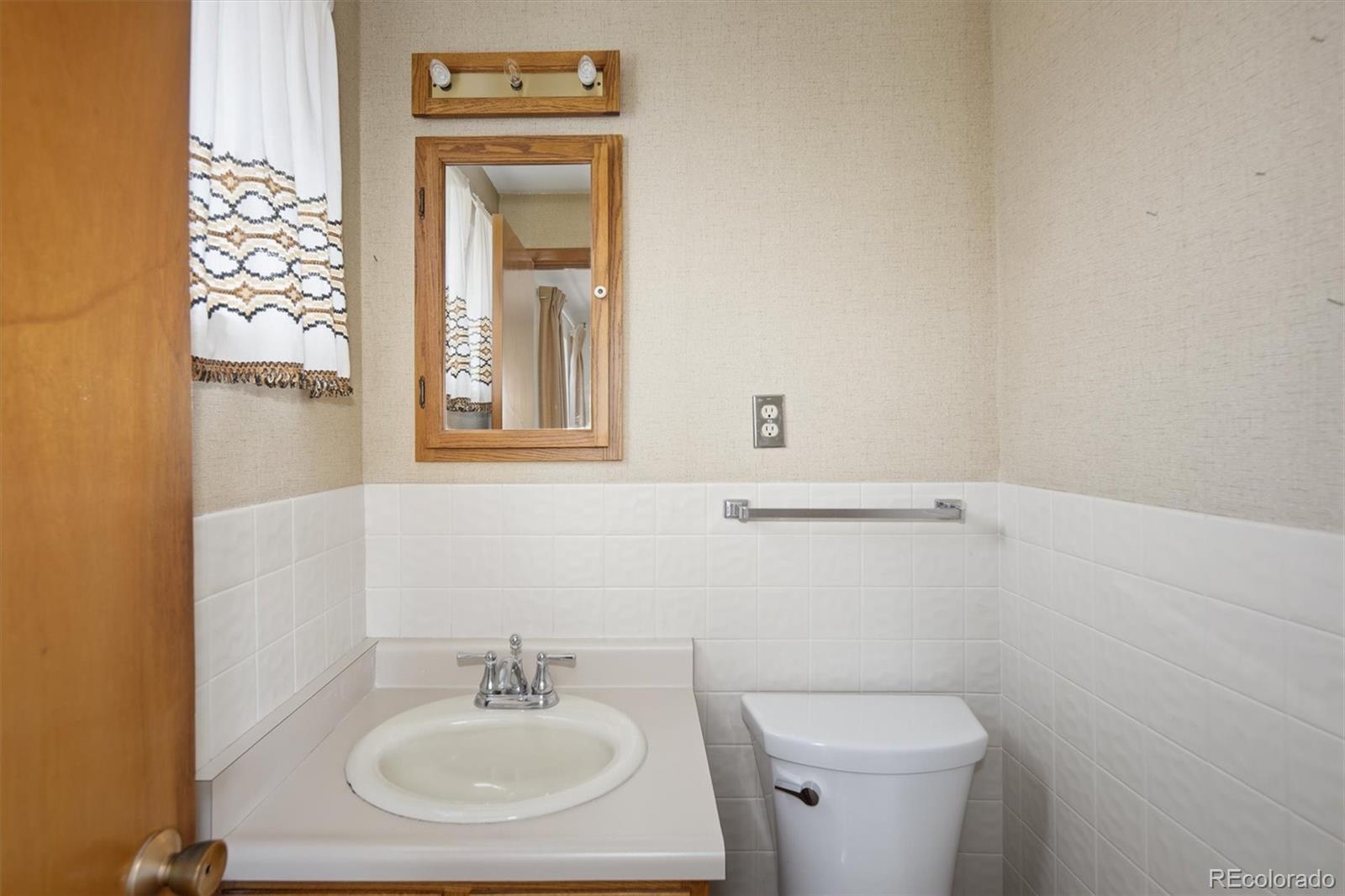 MLS Image #11 for 1530 s estes street,lakewood, Colorado