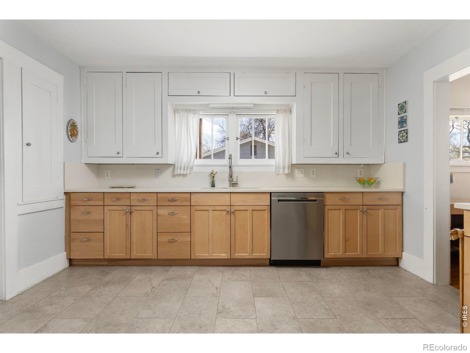 MLS Image #7 for 206 s shields street,fort collins, Colorado