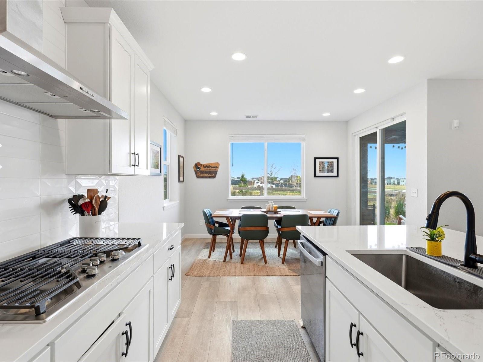 MLS Image #10 for 8565  butte creek street,littleton, Colorado