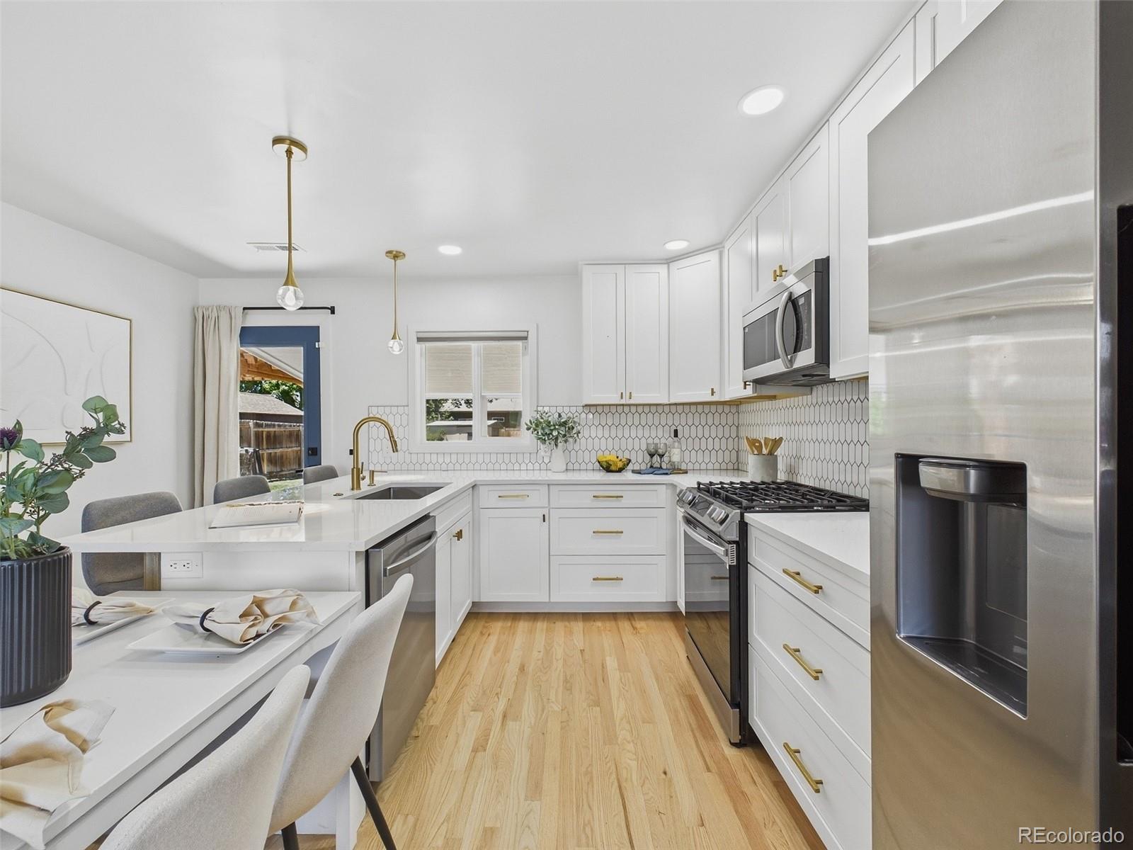 MLS Image #10 for 3343 s grape street,denver, Colorado