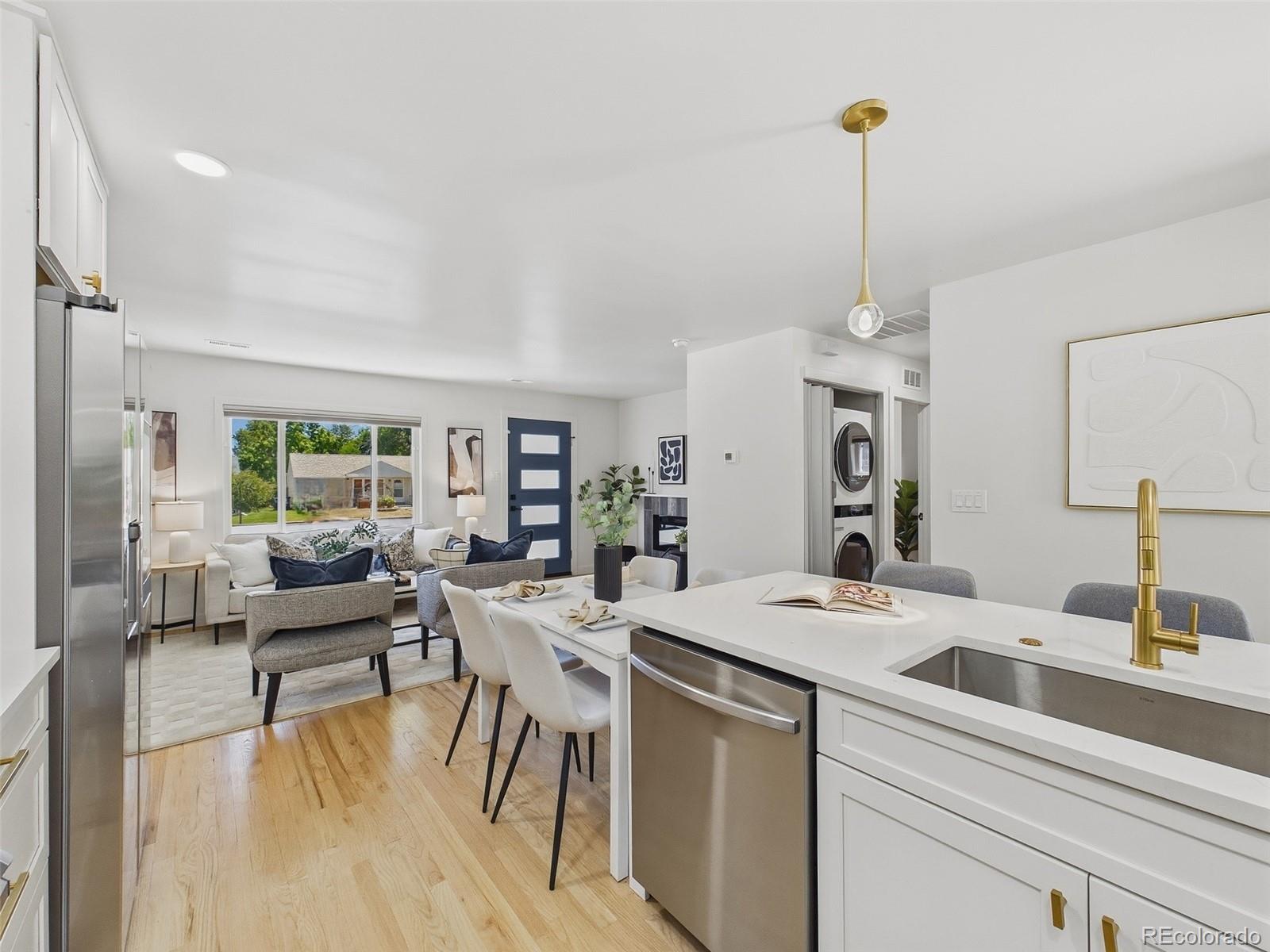 MLS Image #13 for 3343 s grape street,denver, Colorado