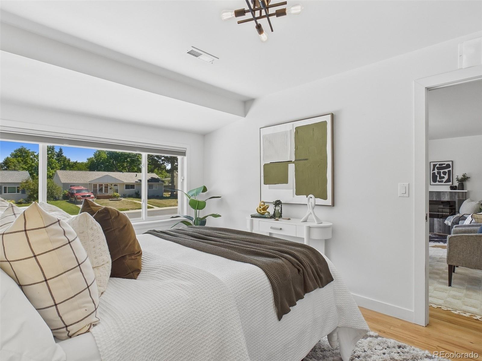 MLS Image #16 for 3343 s grape street,denver, Colorado