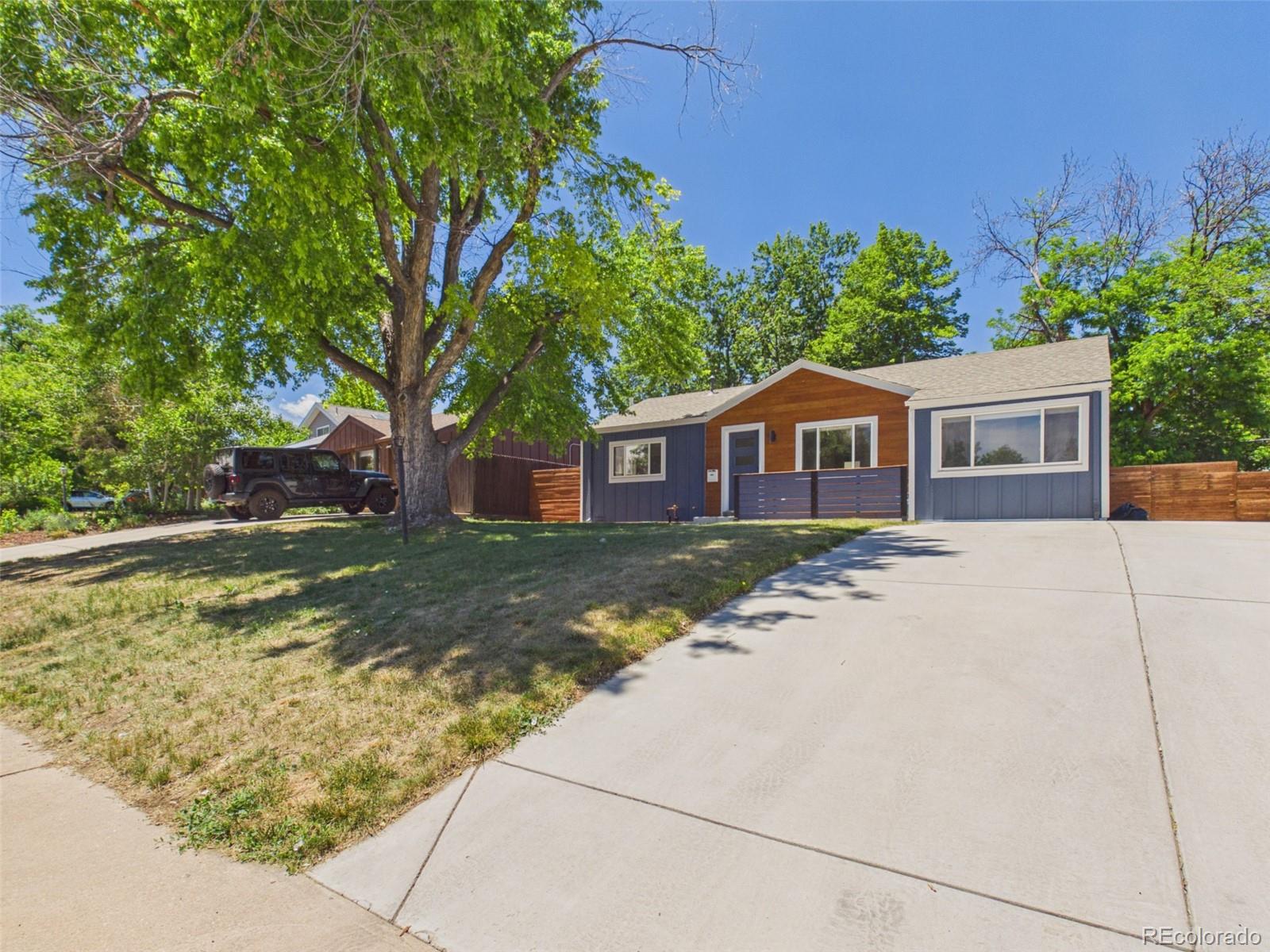 MLS Image #2 for 3343 s grape street,denver, Colorado