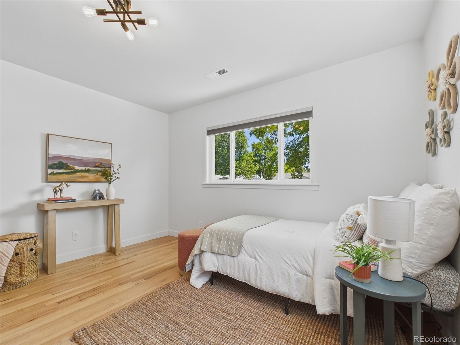 MLS Image #26 for 3343 s grape street,denver, Colorado