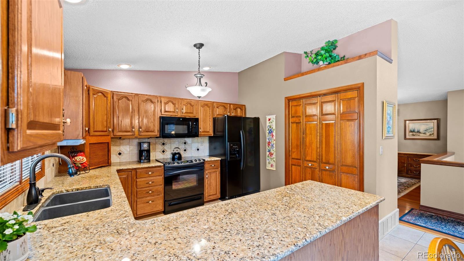 MLS Image #11 for 5715  flintridge drive,colorado springs, Colorado