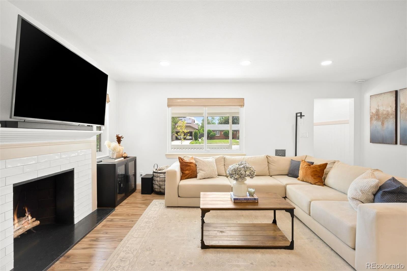 MLS Image #12 for 3351 s dahlia street,denver, Colorado