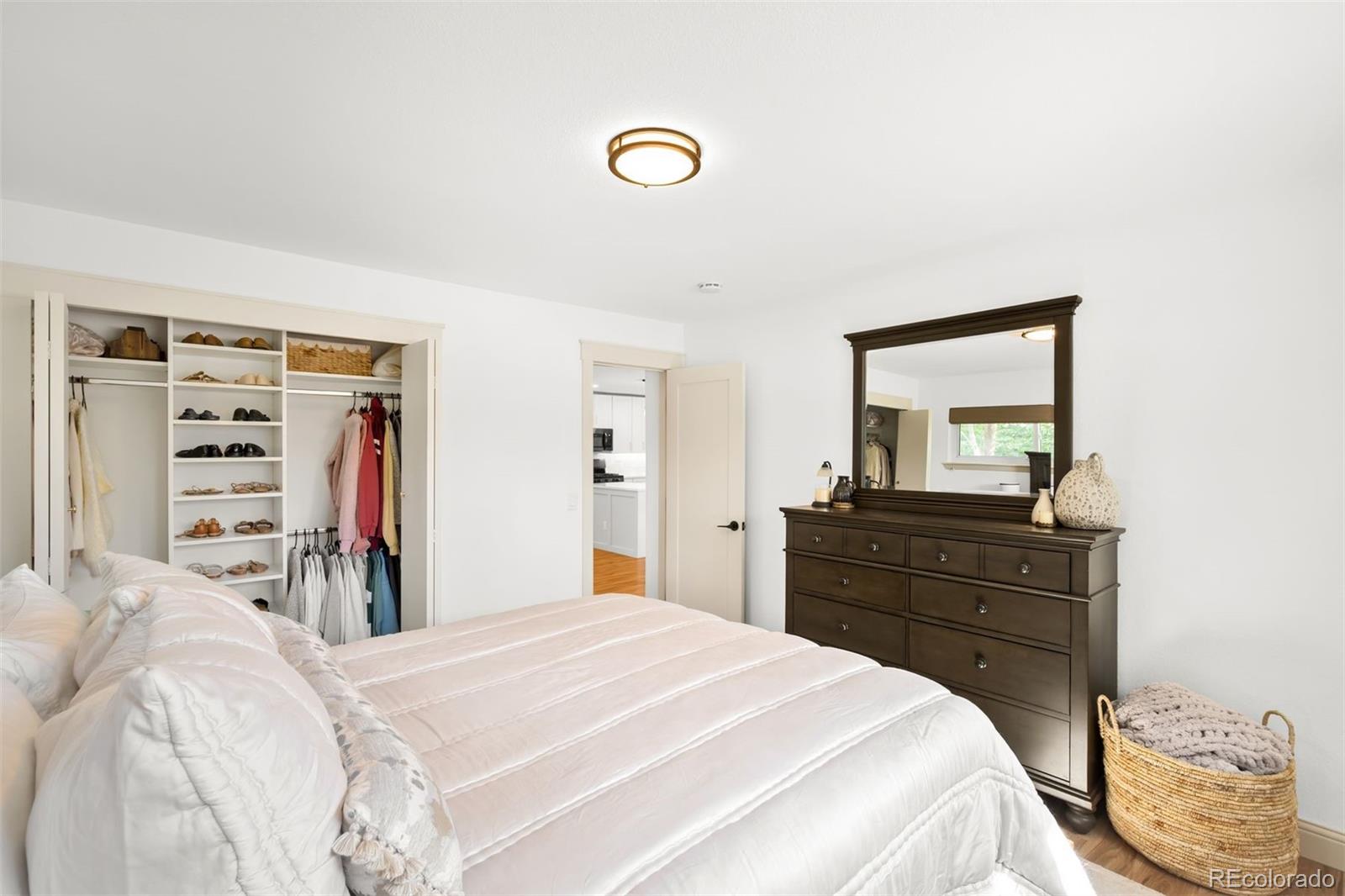 MLS Image #25 for 3351 s dahlia street,denver, Colorado