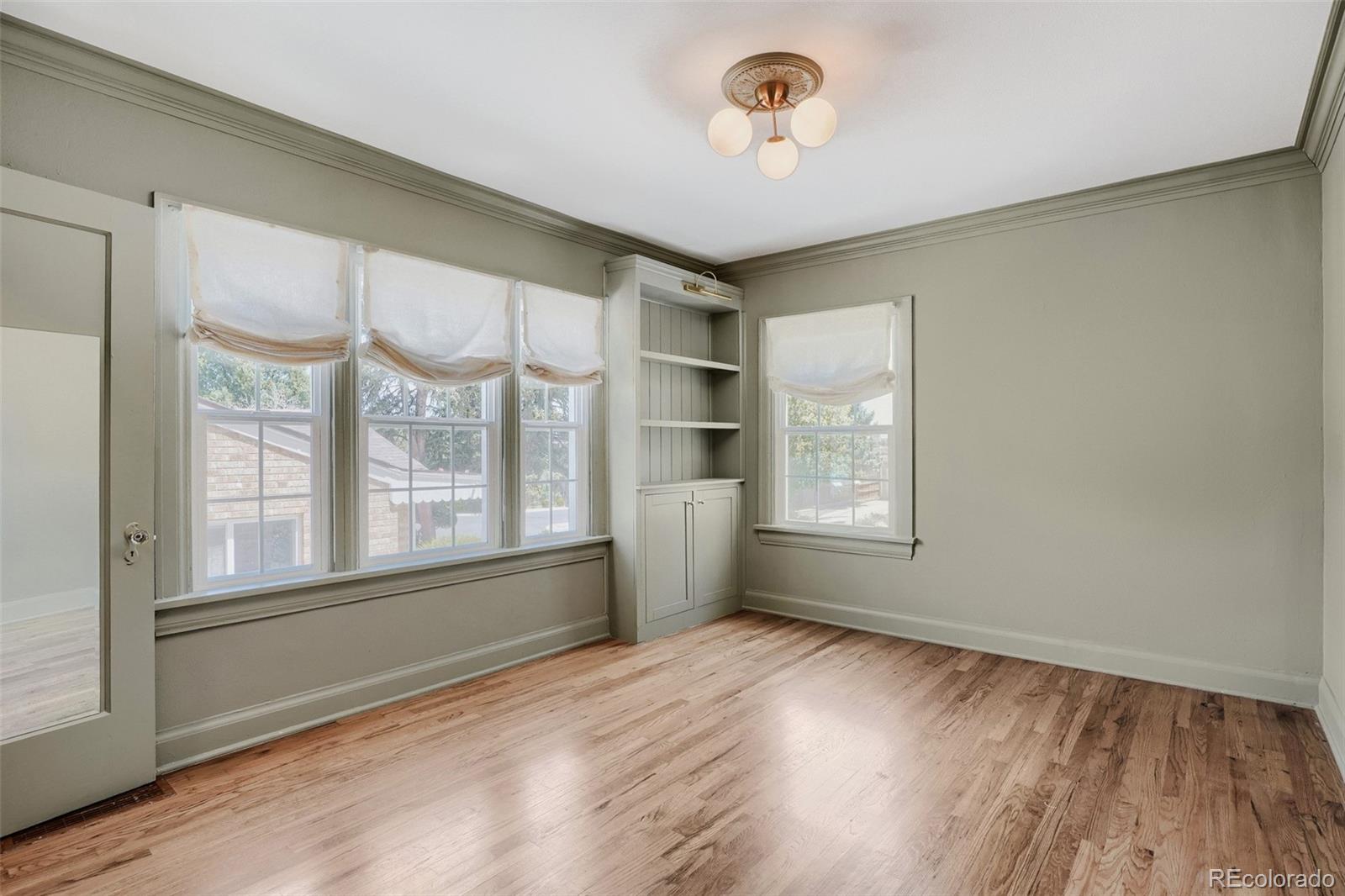 MLS Image #14 for 425 s alcott street,denver, Colorado