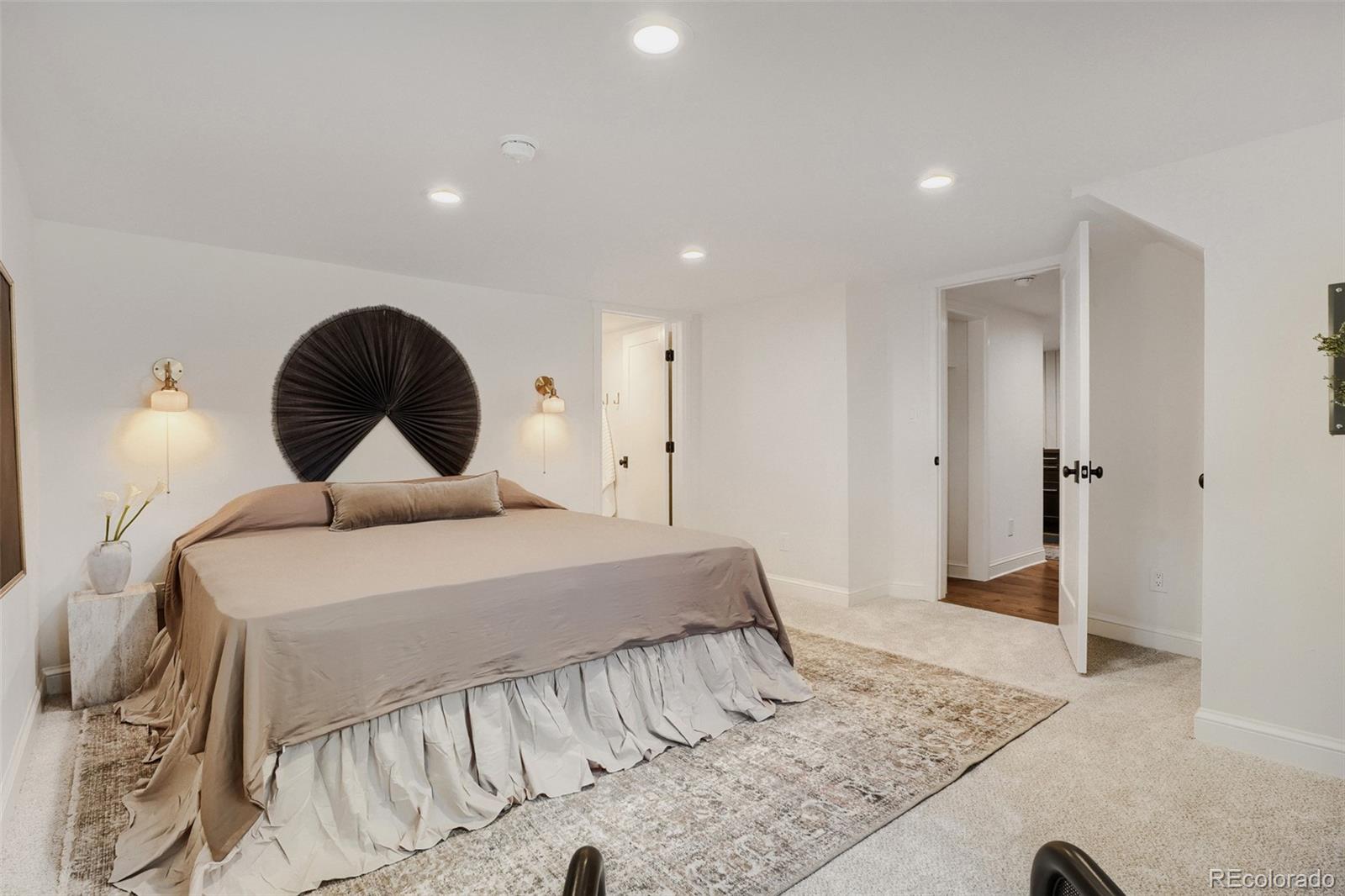 MLS Image #17 for 425 s alcott street,denver, Colorado