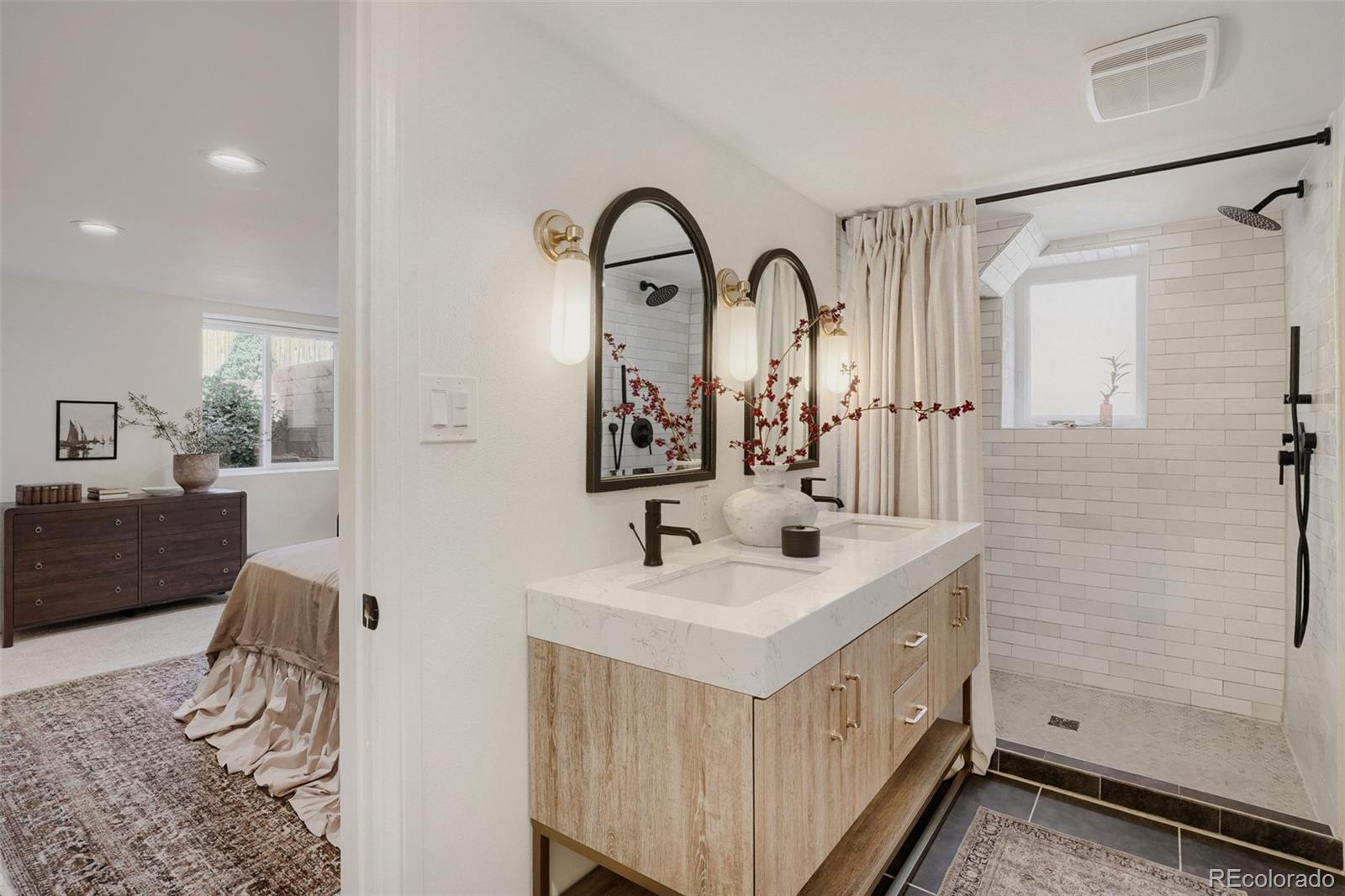 MLS Image #19 for 425 s alcott street,denver, Colorado
