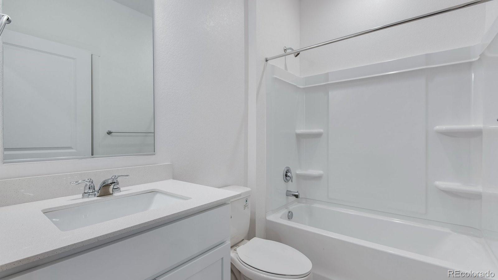 MLS Image #10 for 1018  alpine street,lochbuie, Colorado