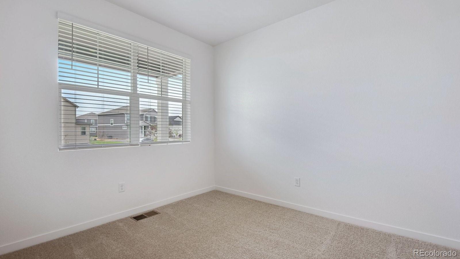 MLS Image #11 for 1018  alpine street,lochbuie, Colorado