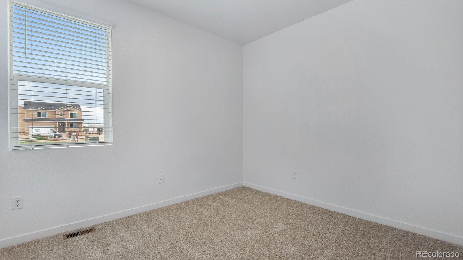 MLS Image #9 for 1018  alpine street,lochbuie, Colorado
