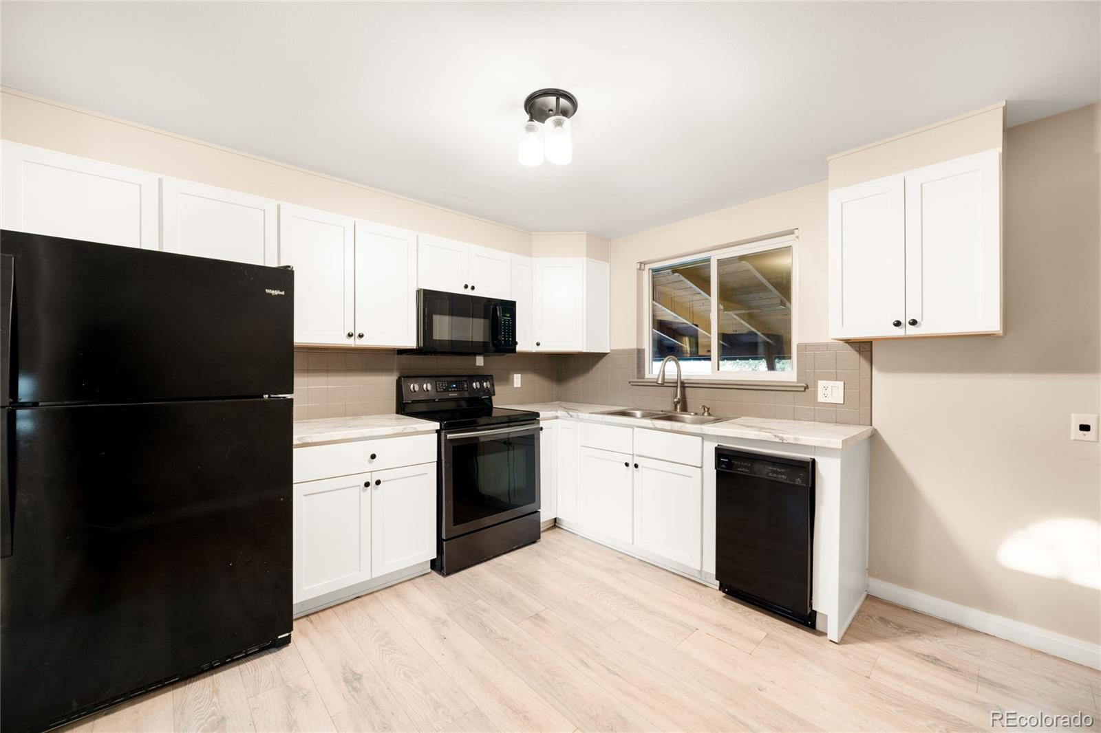 MLS Image #5 for 1380 s tejon street,denver, Colorado