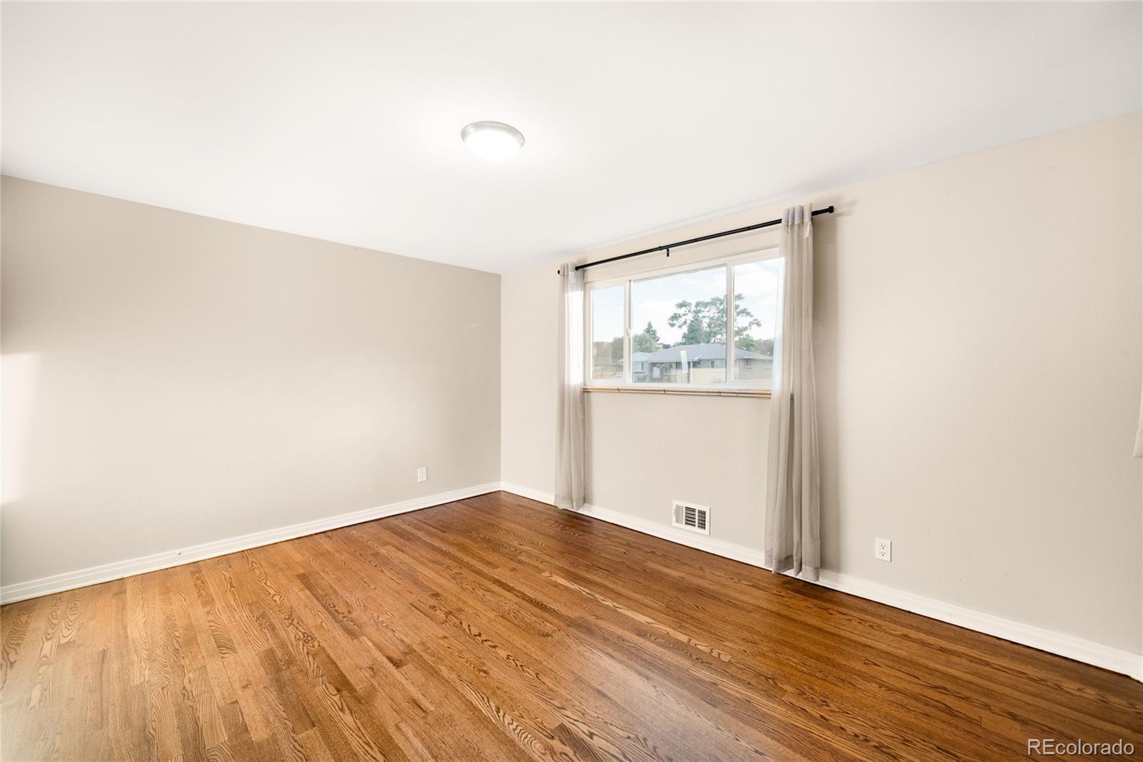 MLS Image #7 for 1380 s tejon street,denver, Colorado