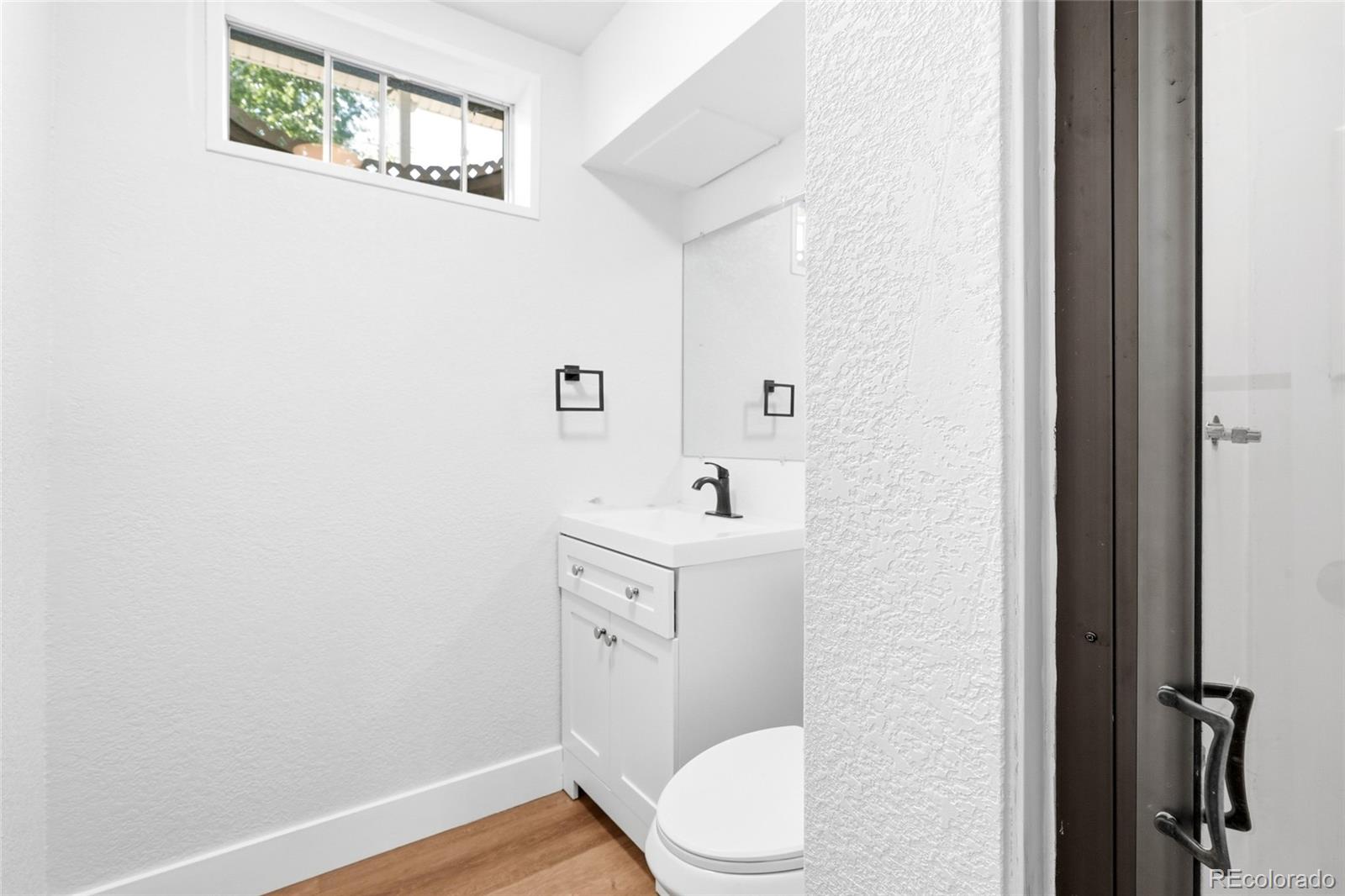 MLS Image #16 for 868  ogden circle,denver, Colorado