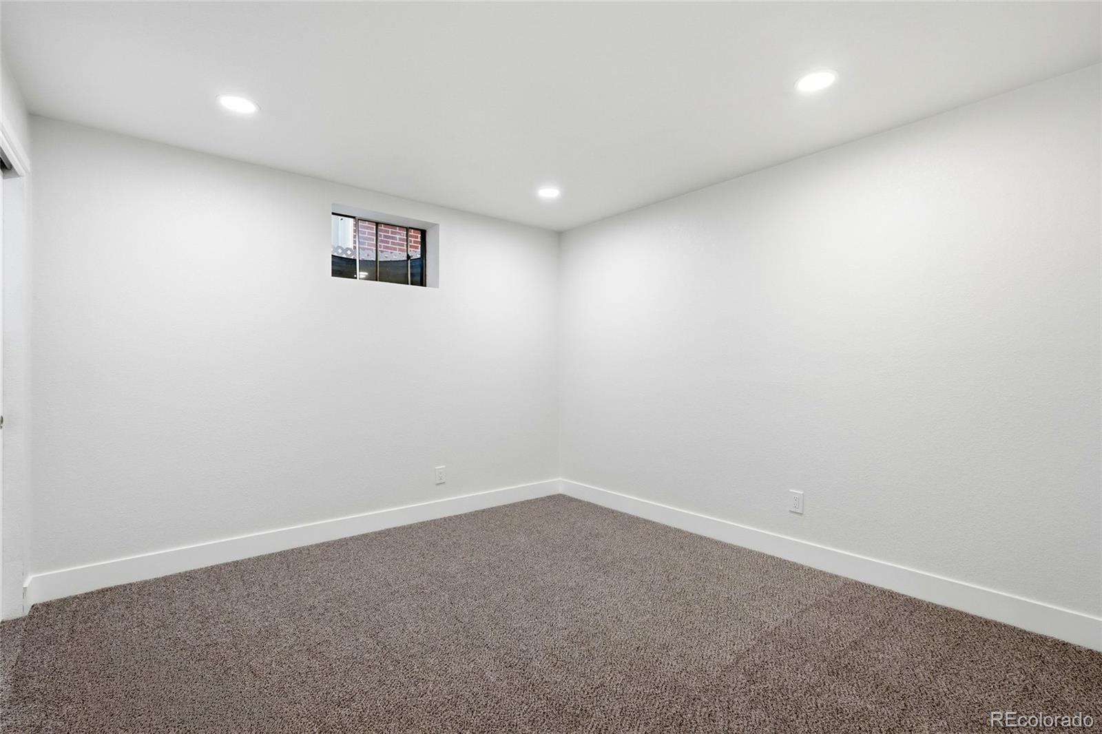 MLS Image #20 for 868  ogden circle,denver, Colorado