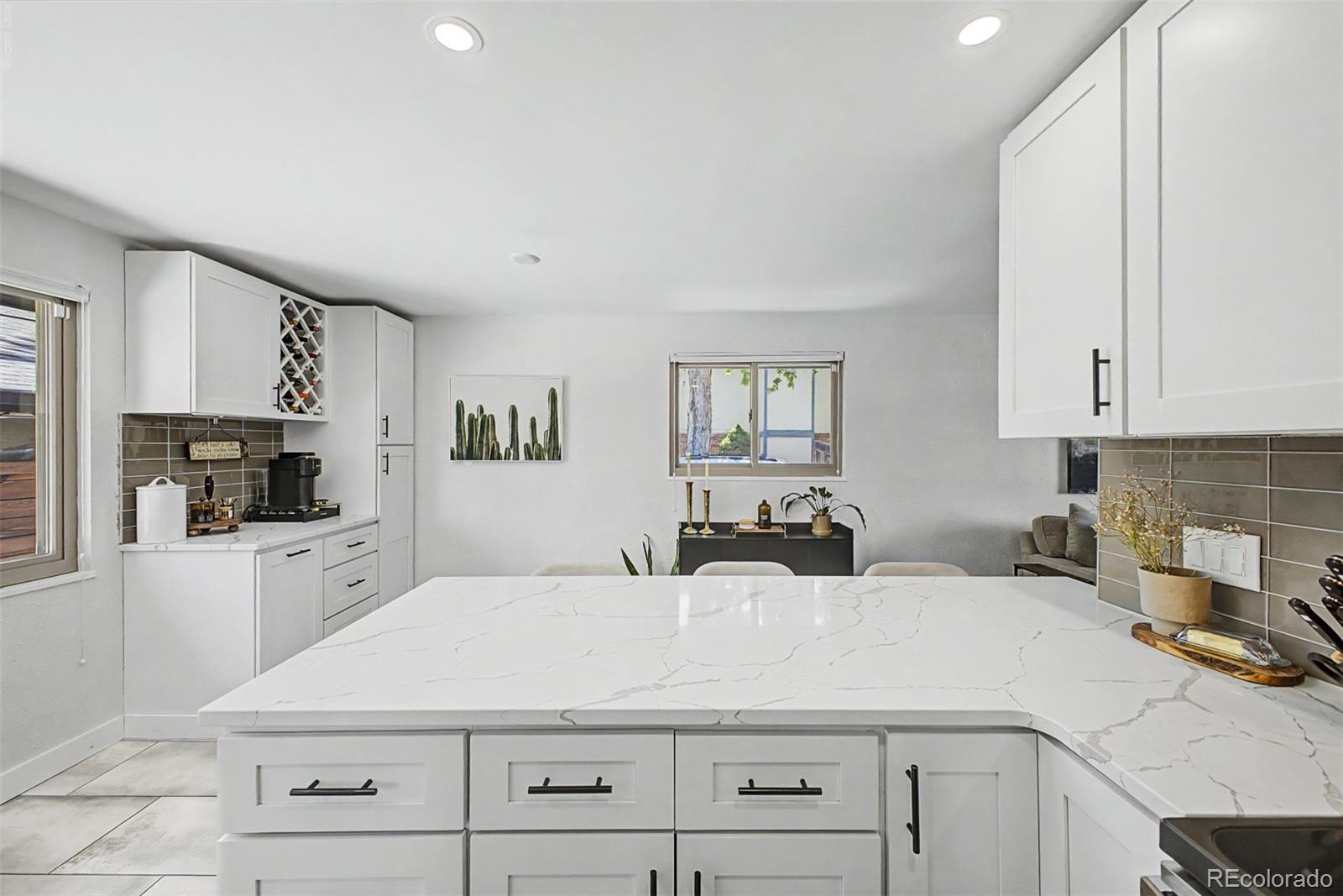 MLS Image #12 for 5050 s linden drive,englewood, Colorado